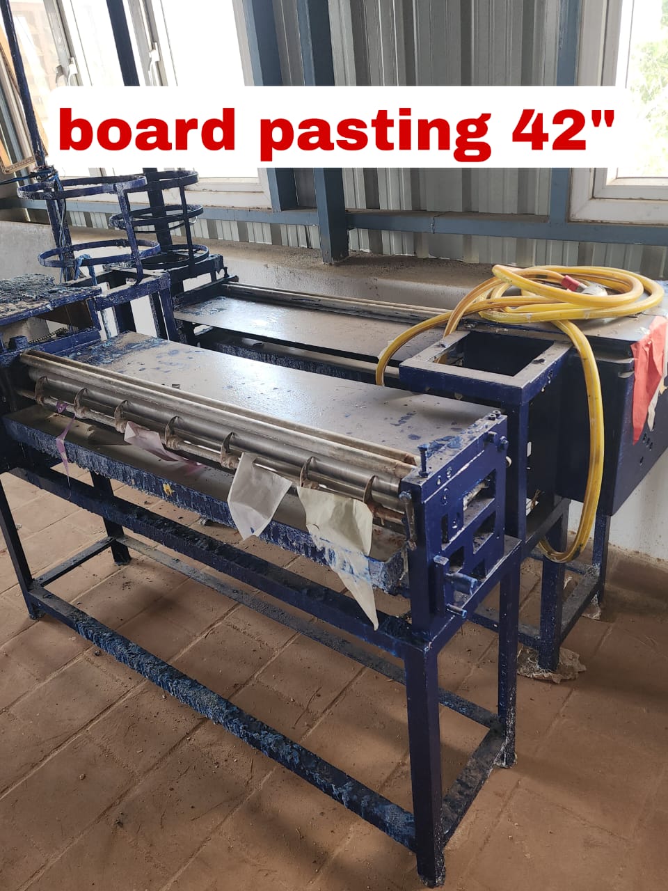 BOARD PASTING MACHINE 