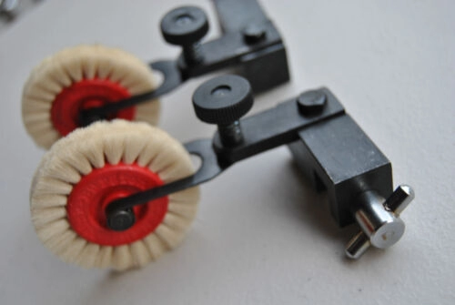 TABLE BRUSH ASSEMBLY 